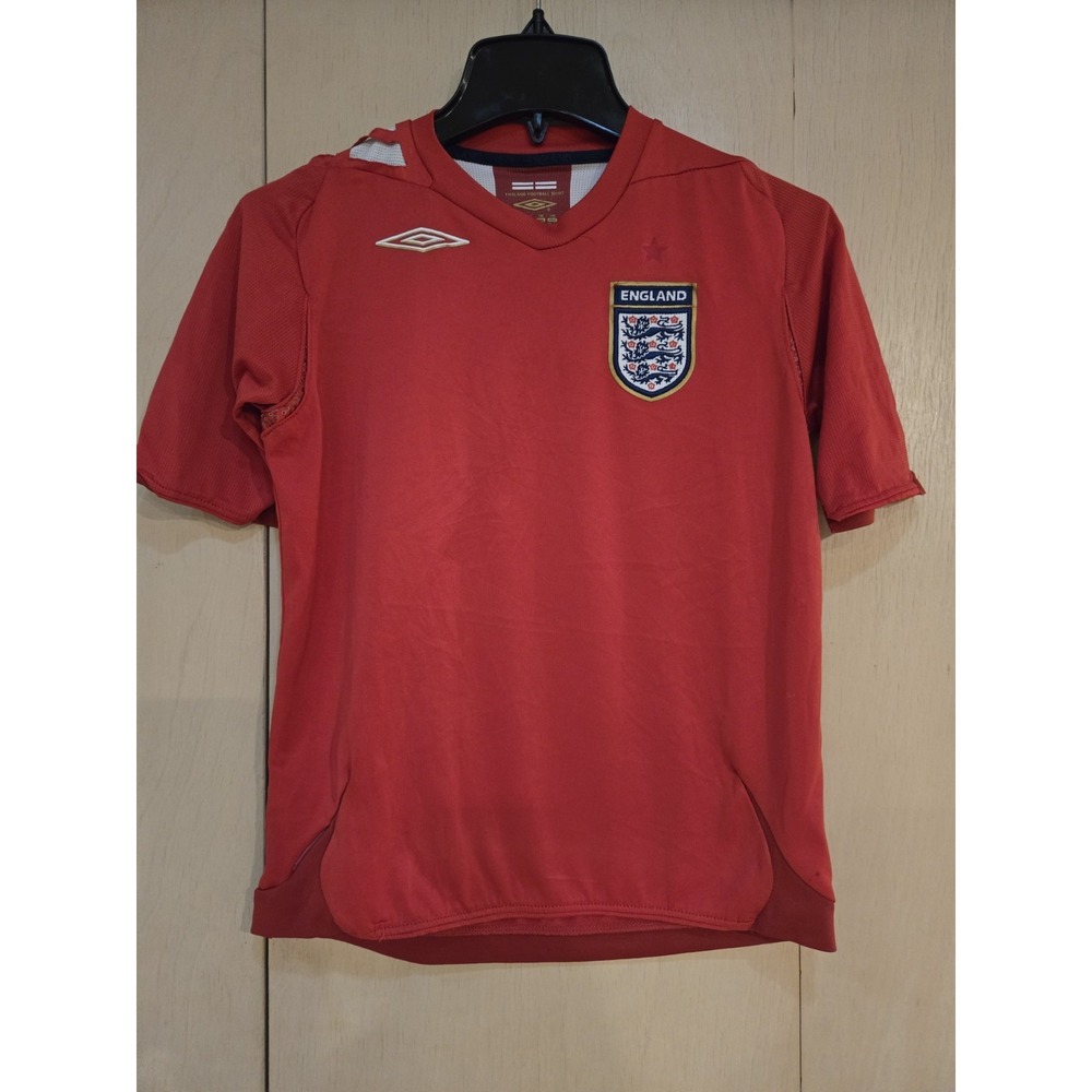 Umbro England 2006 World Cup Away Jersey Red Youth Medium YM 146 Boys